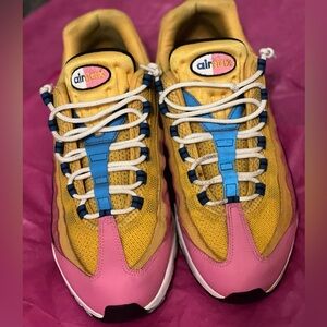 Used Men’s Nike Air Max